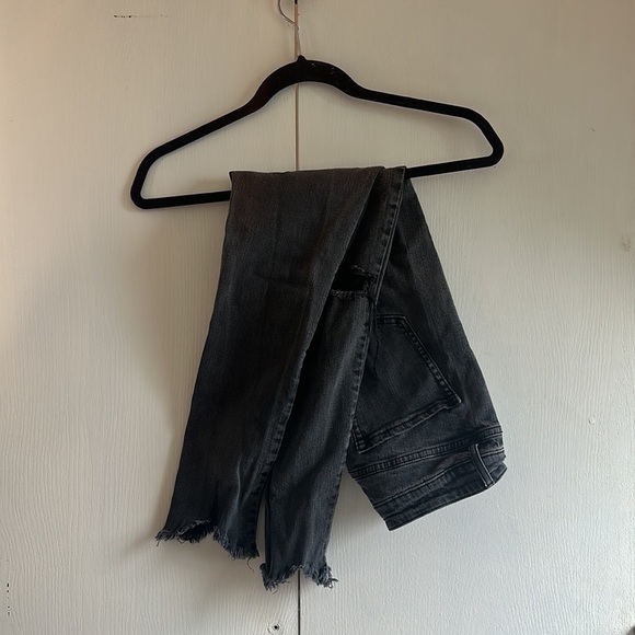 WILD FABLE GREY HIGH RISE DISTRESSED SKINNY JEANS - Picture 3 of 4